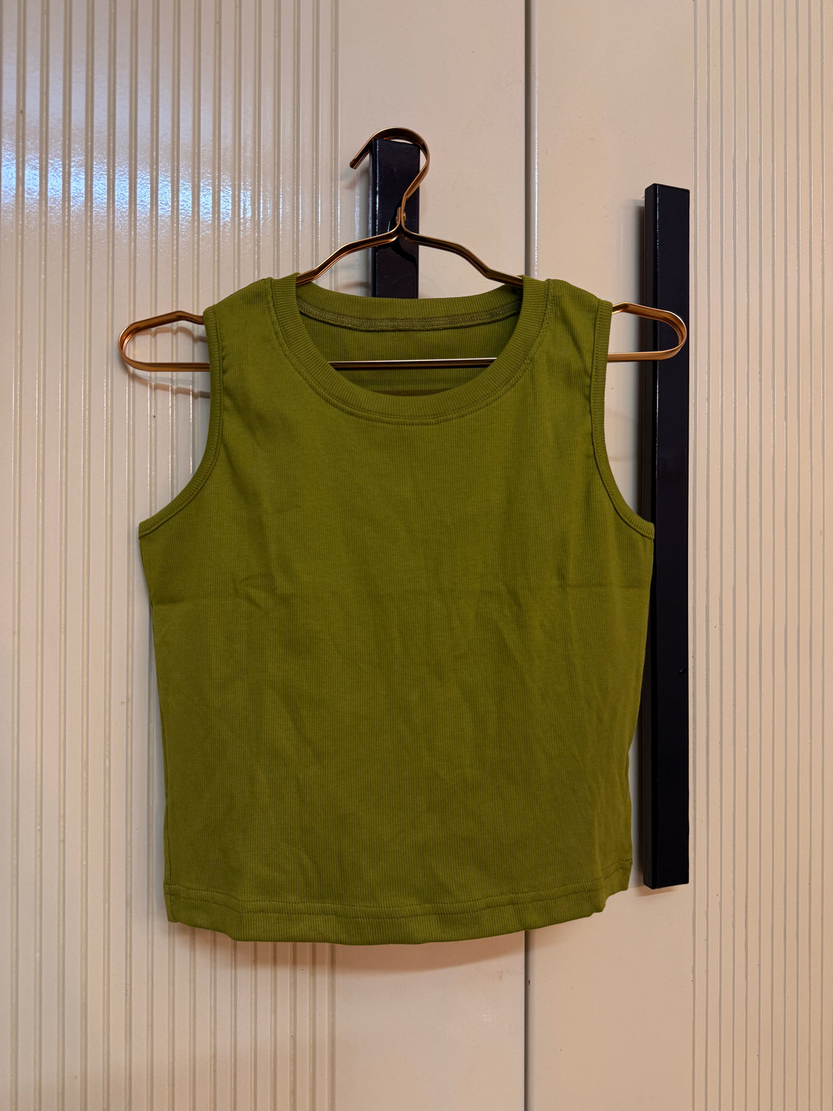 Women’s Crew Neck Rib Tank Tops