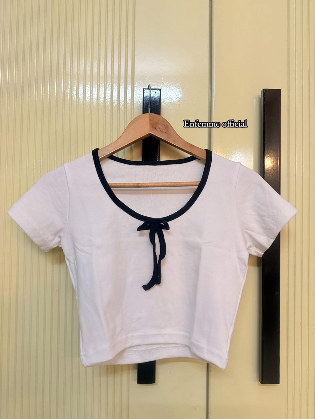 Ribbed Bow tie crop top