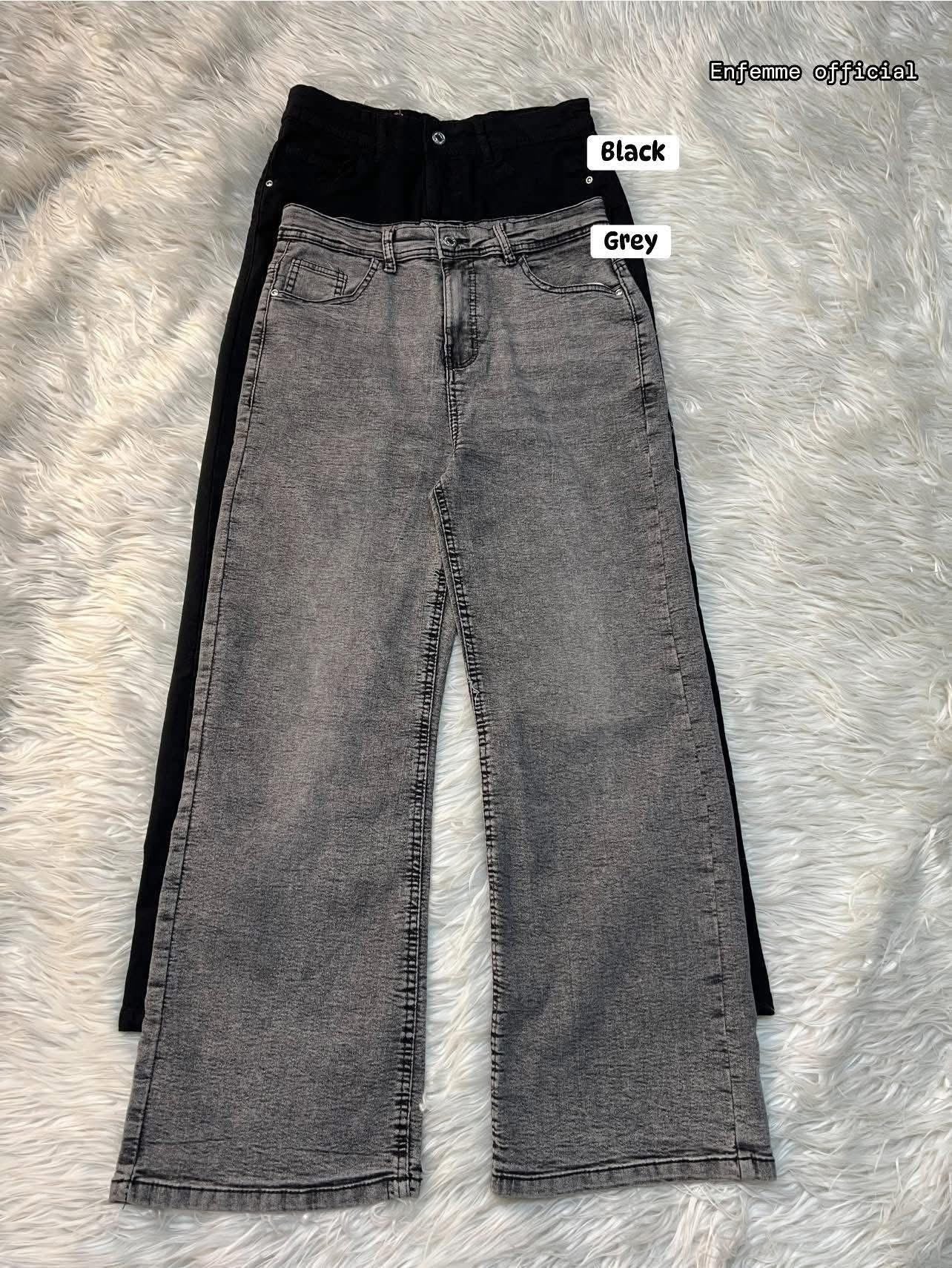 Ladies Baggy Jeans