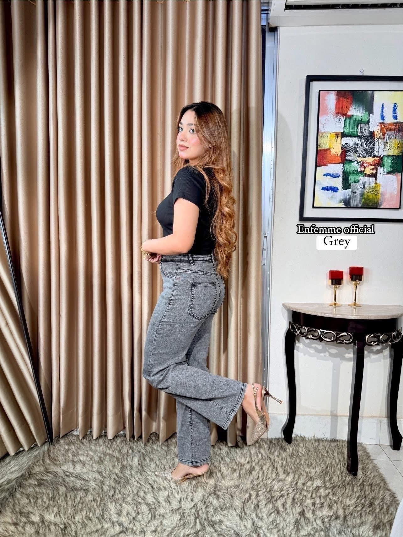Ladies Baggy Jeans
