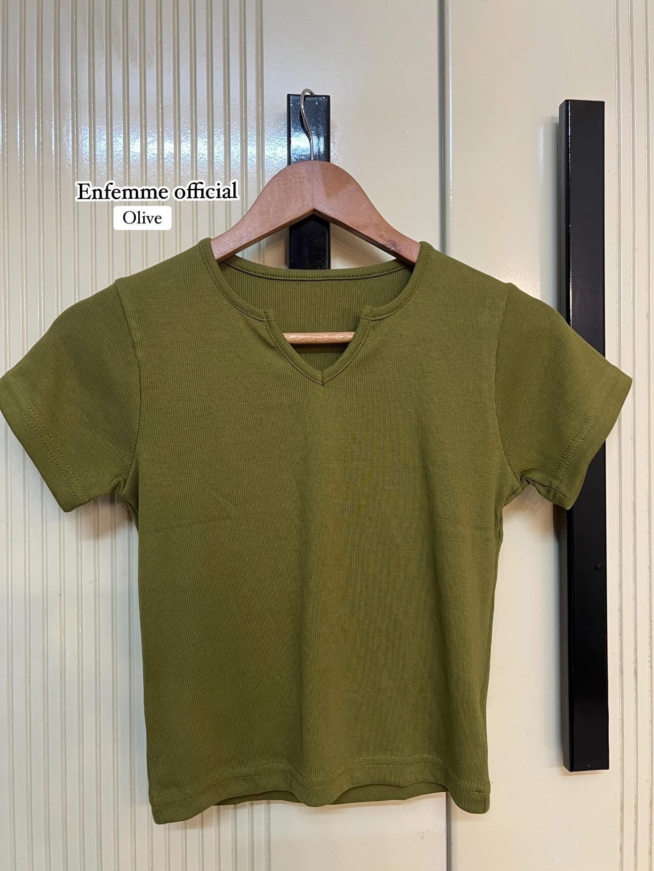 V neck crop tops