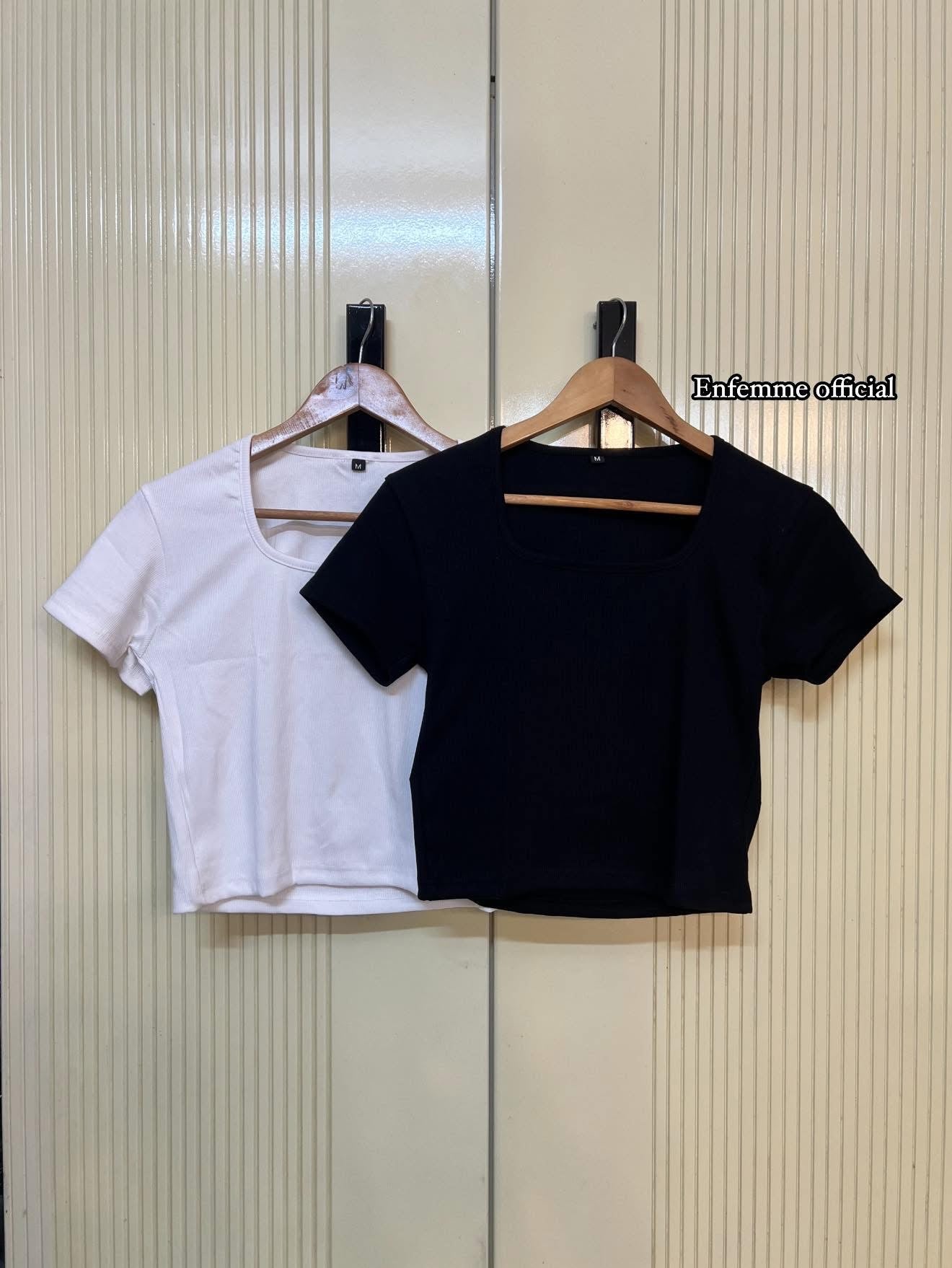 Square neck crop top