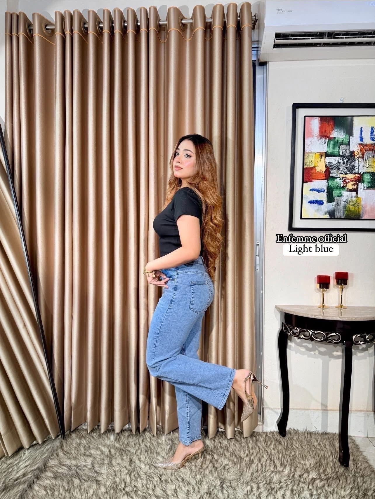 Ladies Baggy Jeans