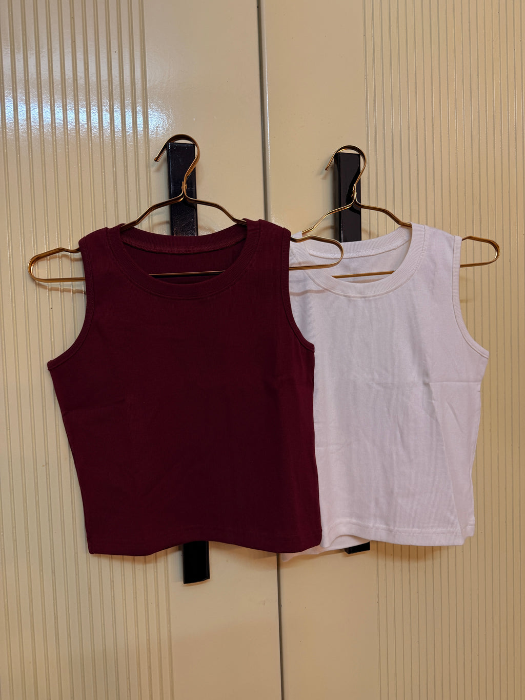 Women’s Crew Neck Rib Tank Tops