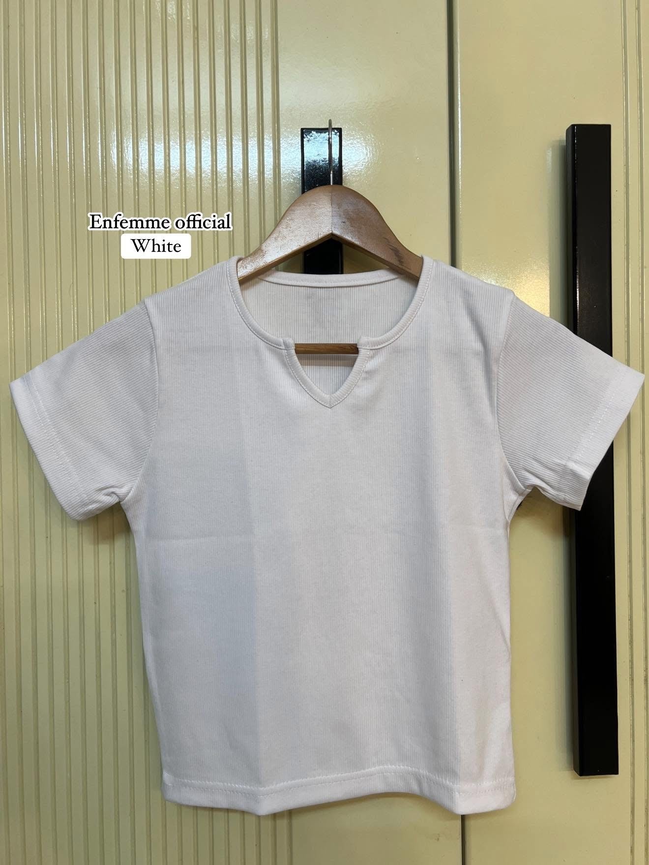 V neck crop tops