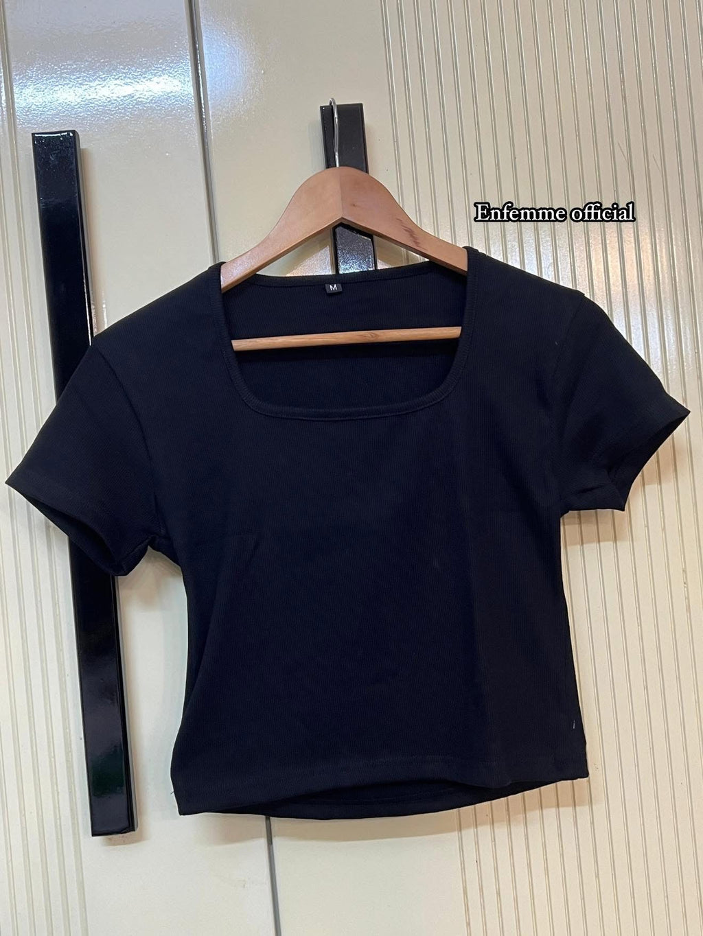 Square neck half sleeve crop tops